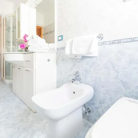 Apartment 147 - Casa Perla Nel Centro Di Sestri Levante, 5 Minuti Baia Del Silenzio, Mare E Sestri Levante